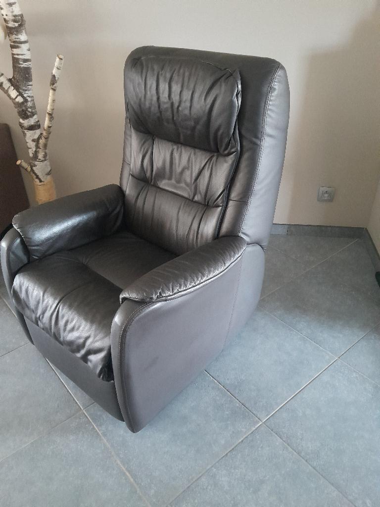 Electrische relaxzetel, Ophalen, Zo goed als nieuw, 75 tot 100 cm, Leer