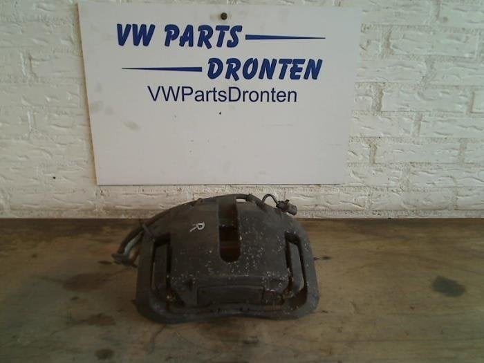 Etrier de frein (pince) avant droit d'un Audi A8, Autos : Pièces & Accessoires, -, 3 mois de garantie, Audi, Utilisé