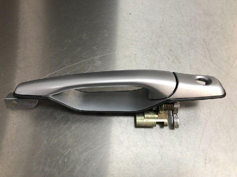 PORTIERGREEP BUITEN LINKS VOOR Lancer Wagon (CS / CT), Gebruikt, Voor, Mitsubishi