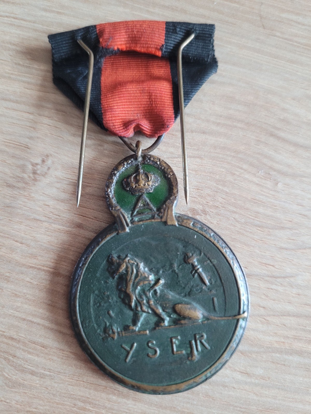 Médaille de l'Yser 1914-1918, Enlèvement ou Envoi, Armée de terre, Ruban, Médaille ou Ailes