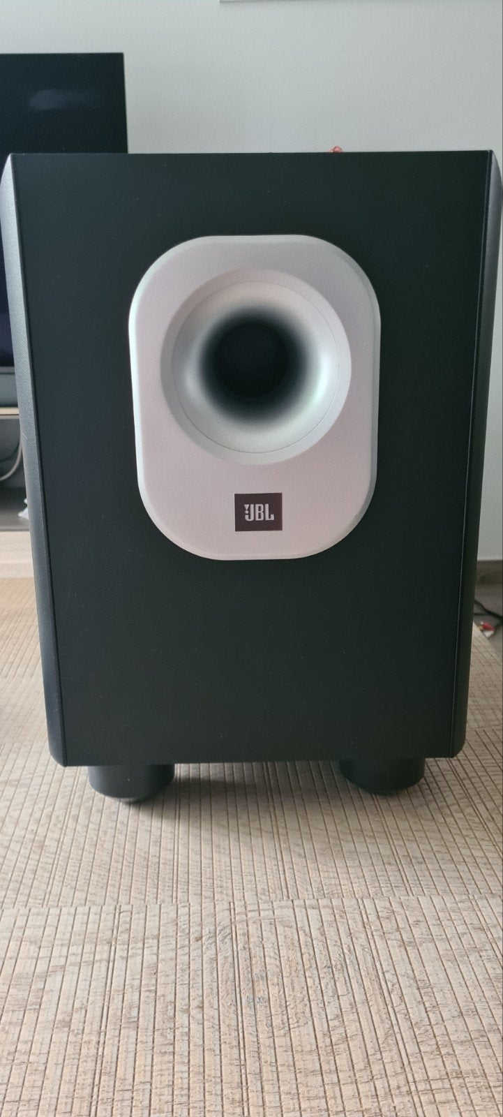 JBL SUB WOOFER, Câbles inclus, Comme neuf, Enlèvement, 150 watts ou plus