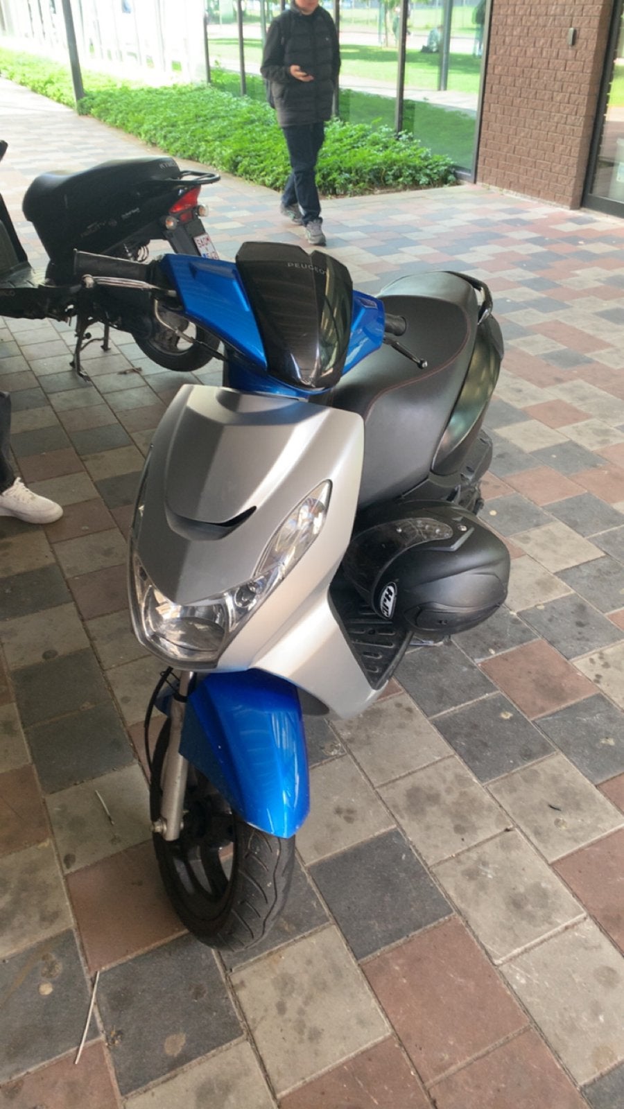 Peugeot kisbee rs, Fietsen en Brommers, Ophalen, Overige modellen, 49 cc, Benzine