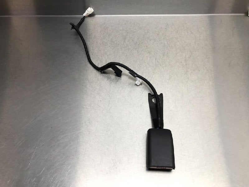 BOUCLE DE CEINTURE DE SECURITE AVANT GAUCHE C-HR (X1,X5), Autos : Pièces & Accessoires, Habitacle & Garnissage, Toyota, Utilisé