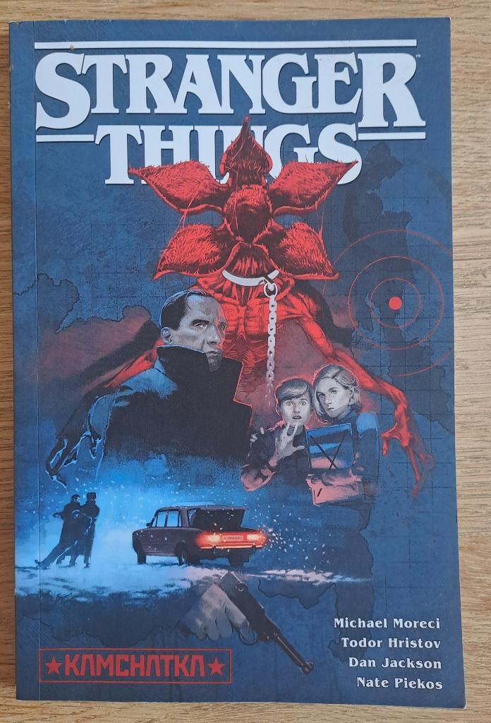 STRANGER THINGS - Kamchatka NR 6, Eén stripboek, Ophalen of Verzenden, Zo goed als nieuw, Michael Moreci