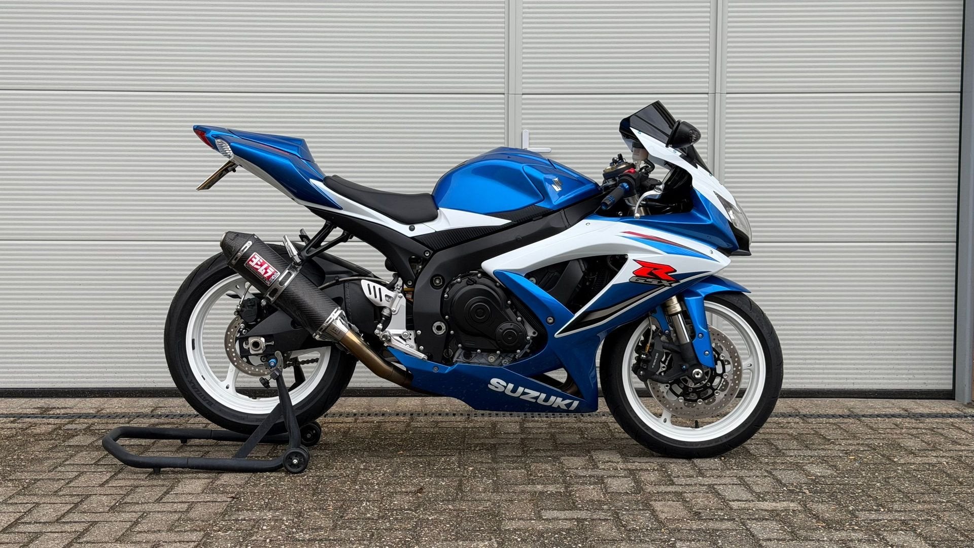 Suzuki GSX-R 600 (année de construction 2009), Motos, 599 cm³, Entreprise, Super Sport, 12 à 35 kW
