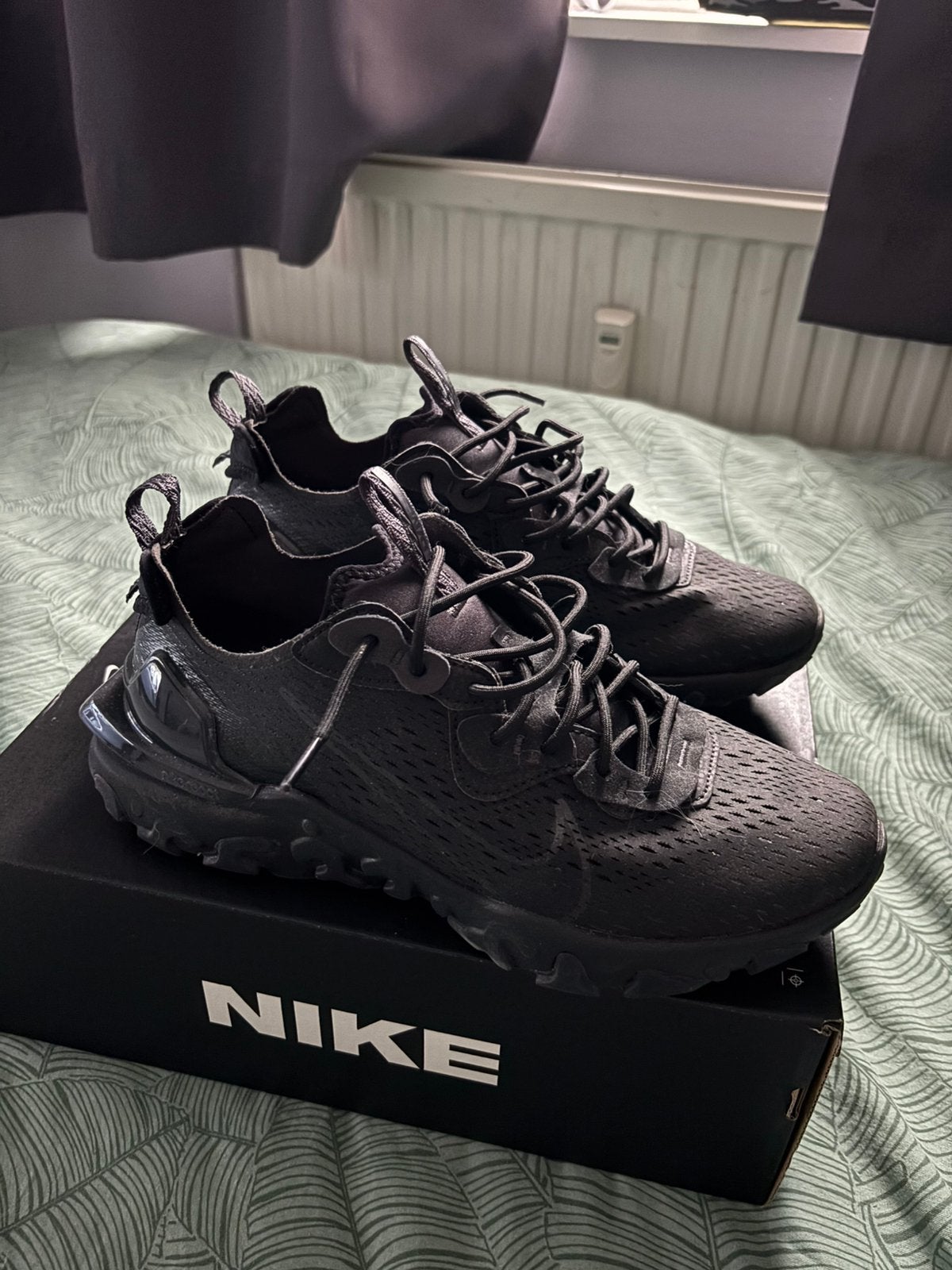 Nike react noir, Enlèvement, Comme neuf, Noir