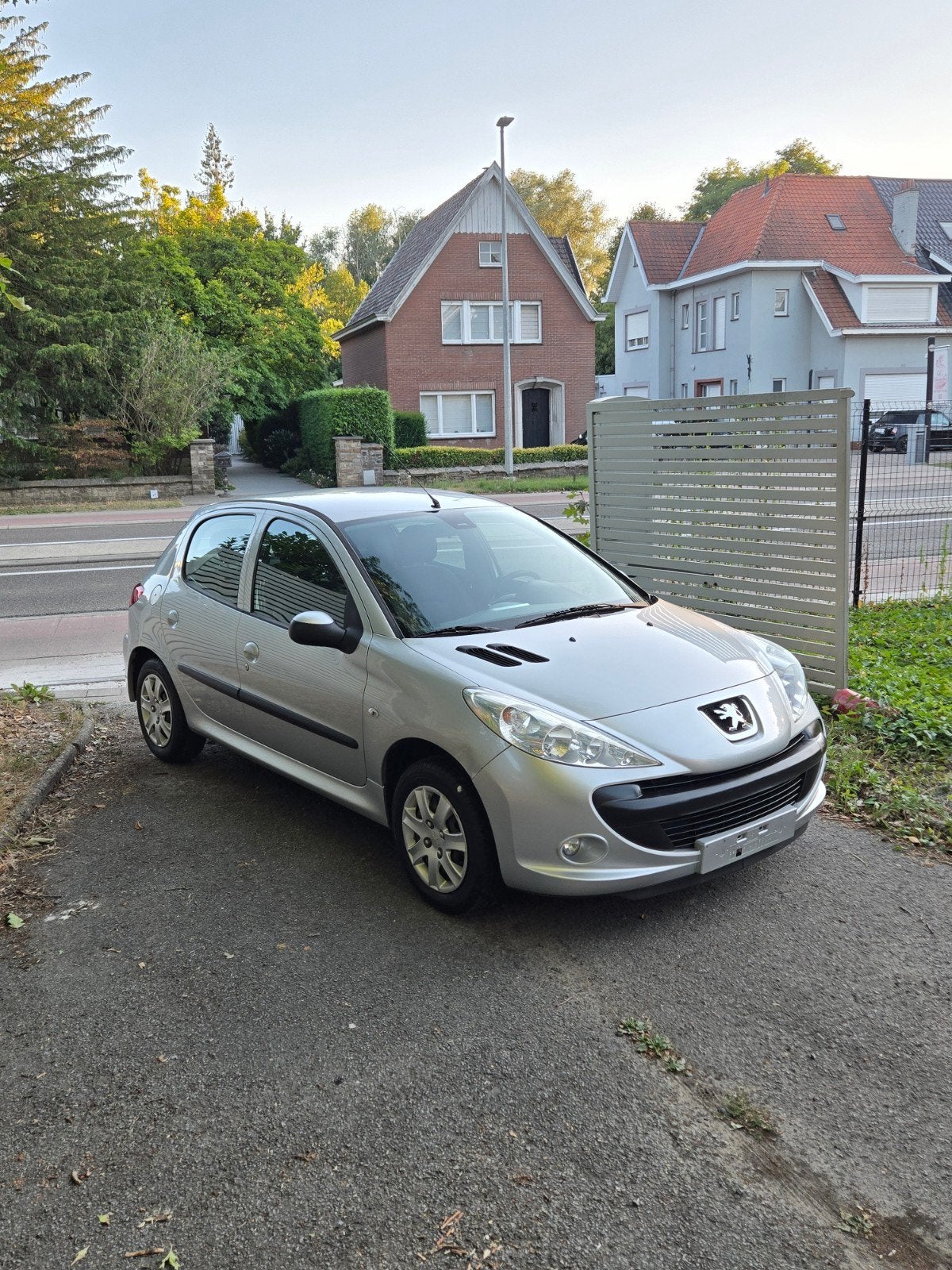 Peugeot 206+ , 1.1 Essence, 48 000 Km , Airco , État Parfait, Auto's, Peugeot, 206+, Zwart, USB, Bedrijf