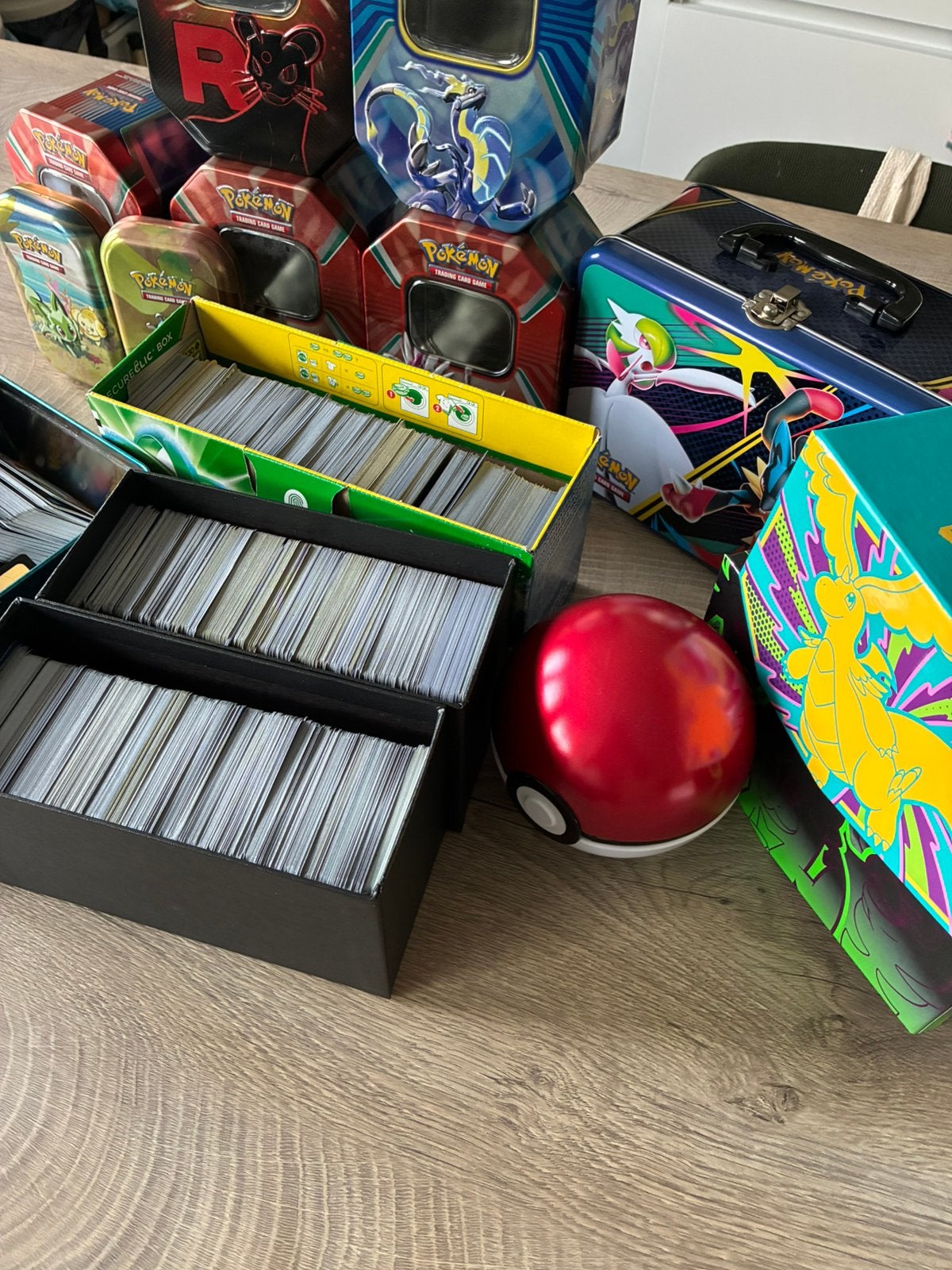 Pokémon lot - PRIJS BESPREEKBAAR/TRADE MOGELIJK, Ophalen, Zo goed als nieuw