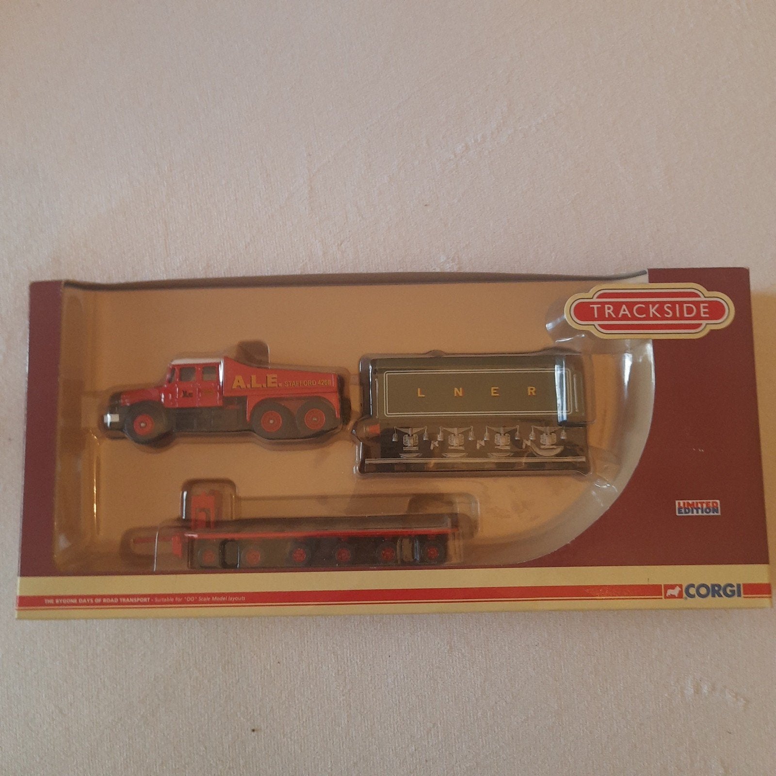 CORGI TRACKSIDE 1:76 =HO/OO* CONTRAT D'ESCROQUERIE. +OFFRE T, Hobby & Loisirs créatifs, Voitures miniatures | 1:87, Enlèvement