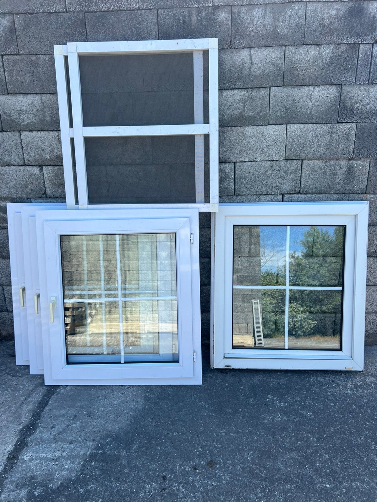 4 witte opendraaiende pvc ramen, Doe-het-zelf en Bouw, Kunststof, Gebruikt, Raamkozijn, Inclusief glas