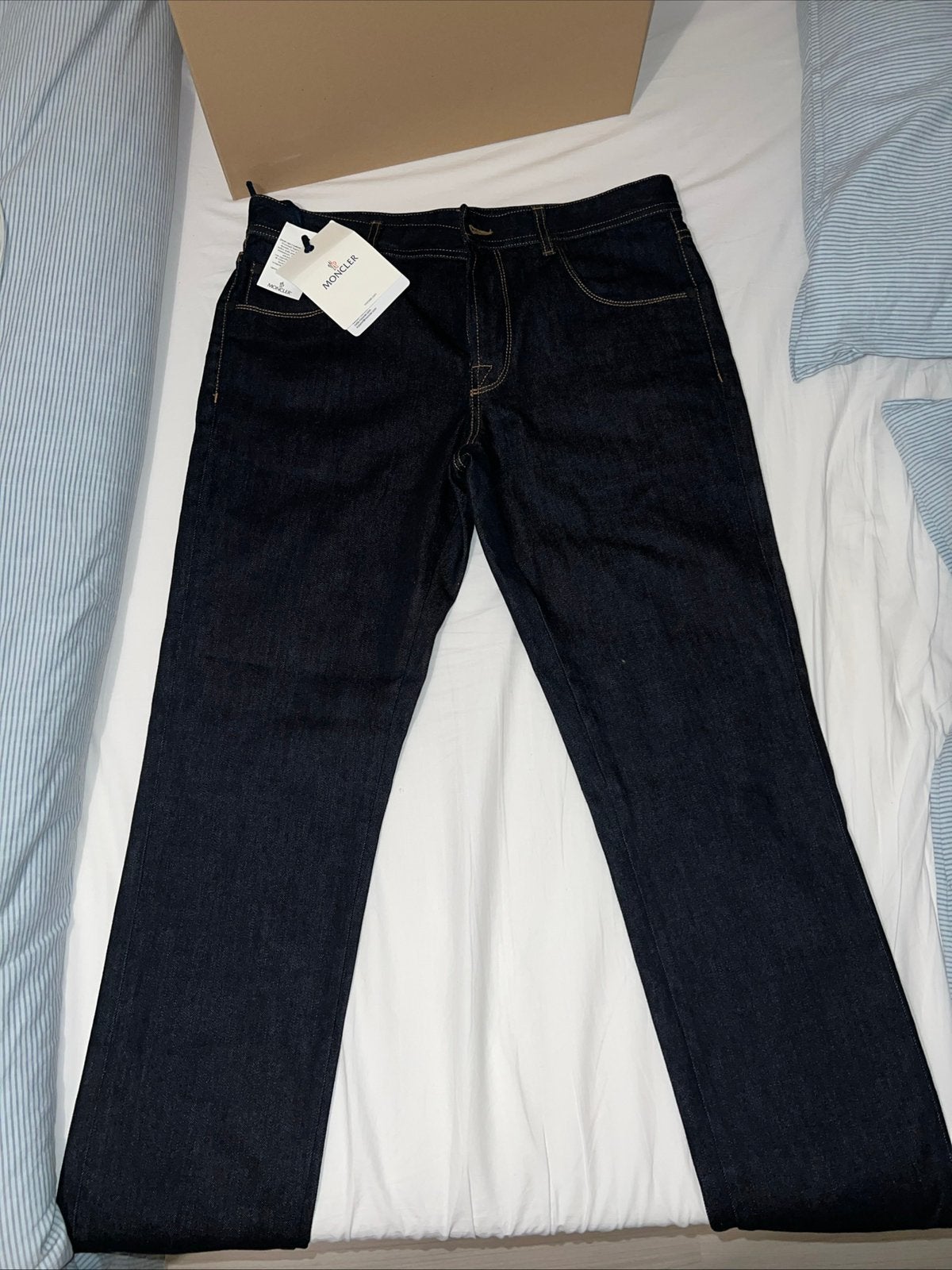 Moncler Dark Indigo Straight Leg Denim Jeans - Size 48, Kleding | Heren, Ophalen of Verzenden, Nieuw, Maat 48/50 (M), Blauw