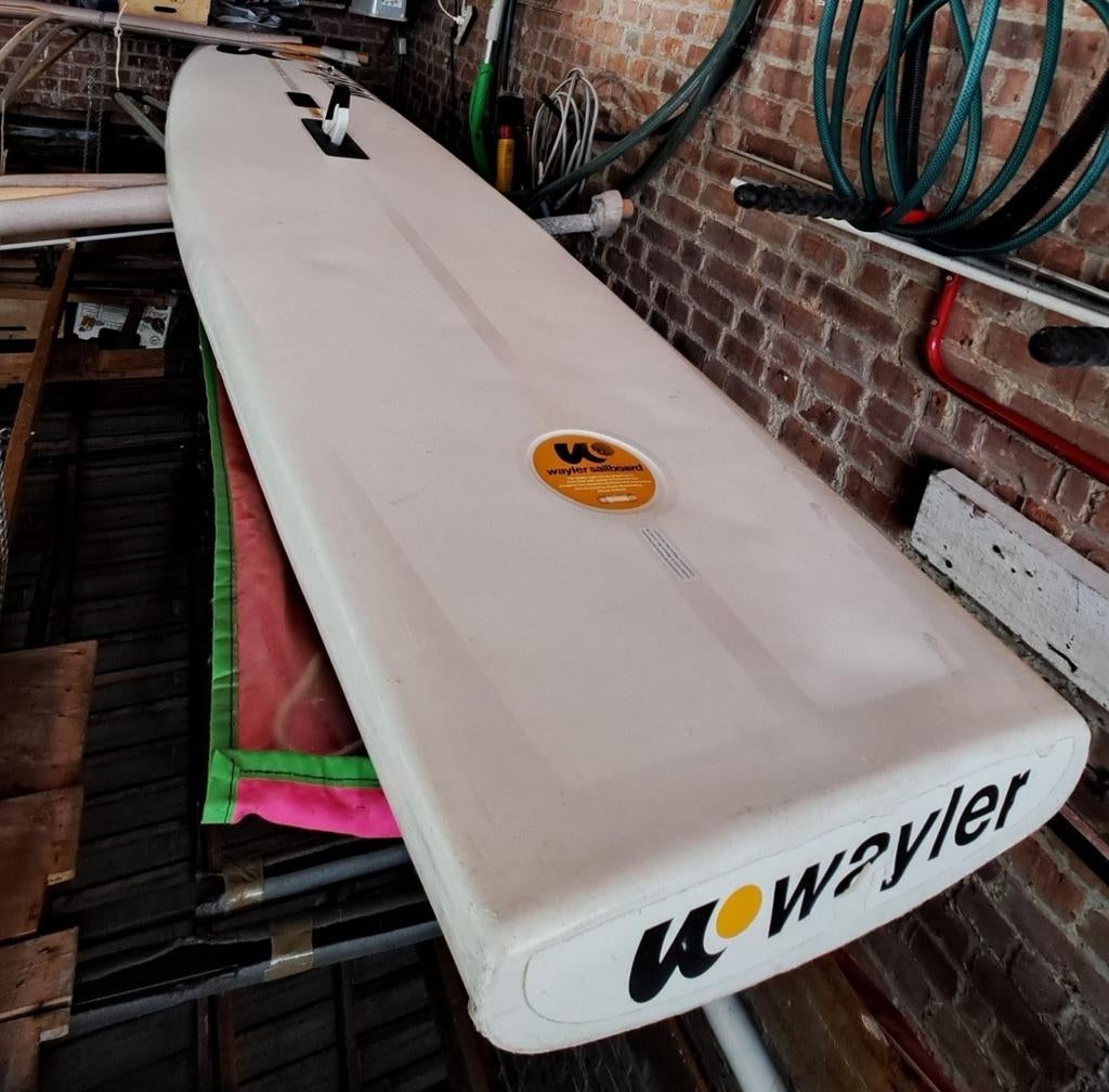 Gratis oude surfplank Wayler, Ophalen