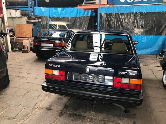 Prachtige Volvo 740GL uit 1987 van 1e eigenaar ! Oldtimer, Autos, Achat, https://public.car-pass.be/volvo, Entreprise, Entretenue par le concessionnaire