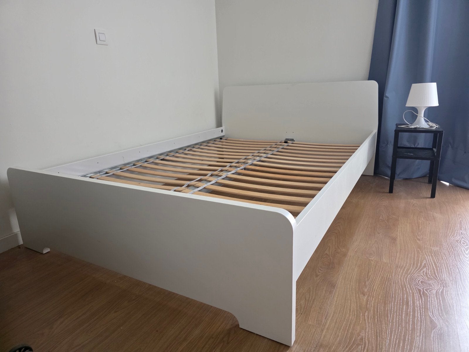 Complete 4-delige IKEA slaapkamerset in goede en nette staat, Enlèvement, Utilisé, Queen size, Blanc