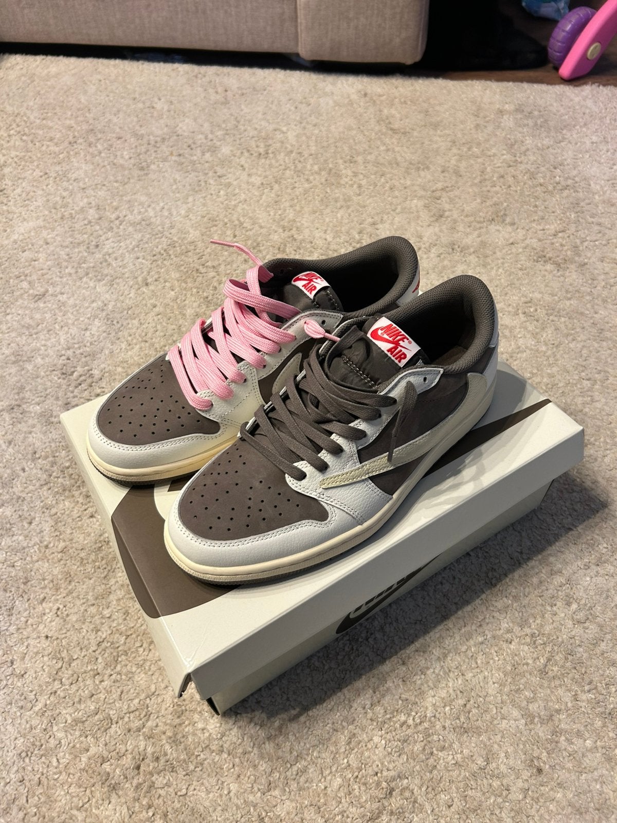 Nike Travis Scott, Neuf, Enlèvement ou Envoi, Brun, Baskets