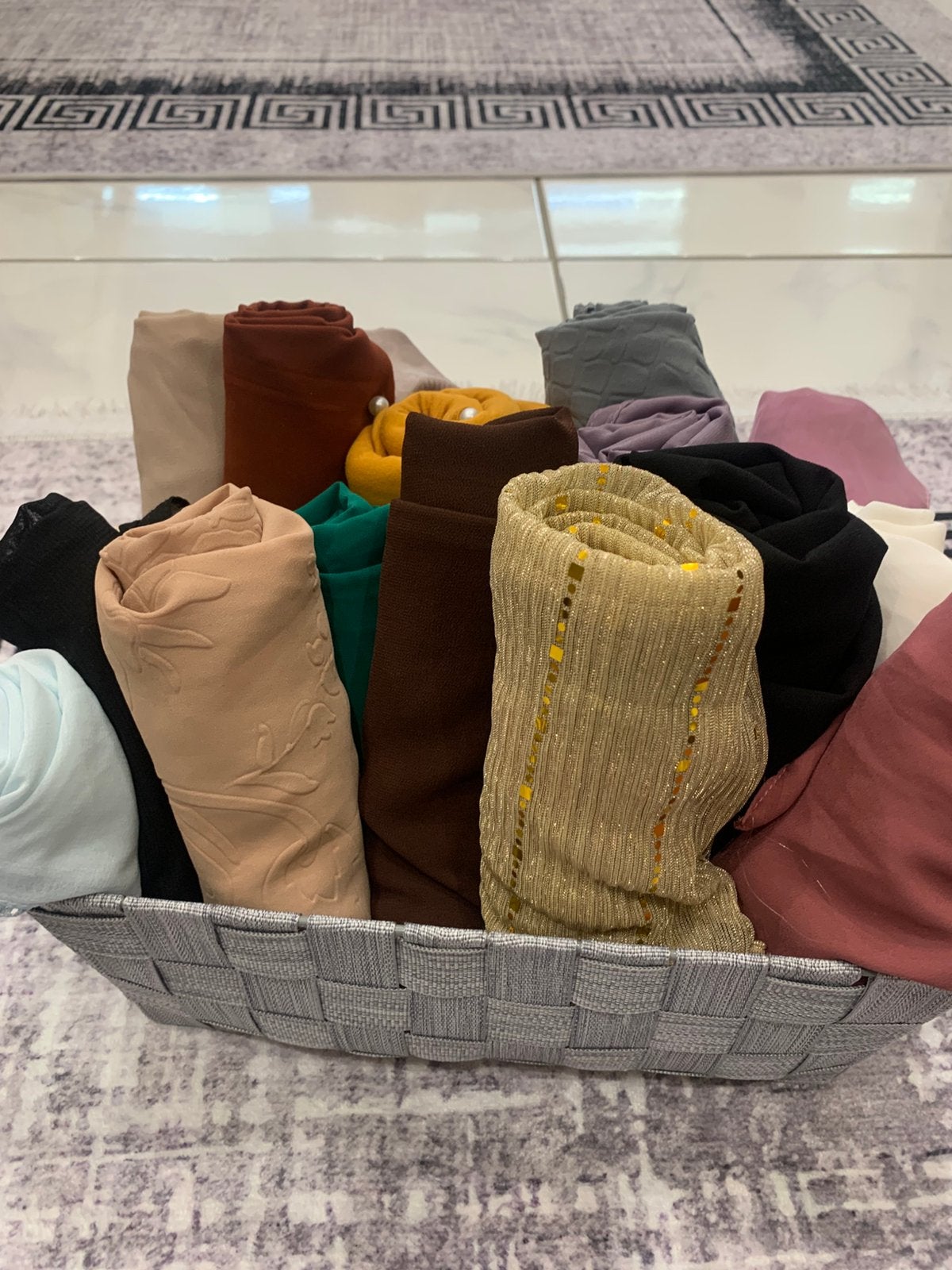 Hoofddoek, Ophalen of Verzenden, Zo goed als nieuw, Sjaal