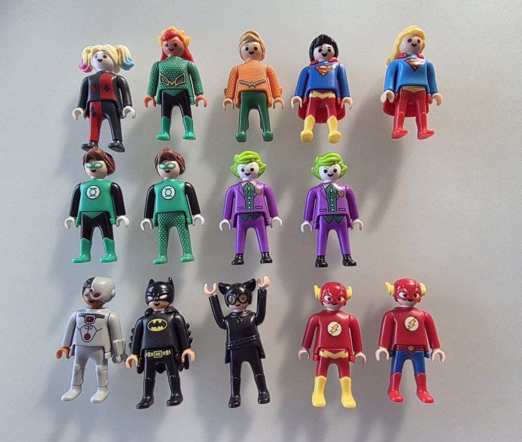 14 Playmobil Kinder Surprise poppetjes DC Superhelden, Ophalen of Verzenden