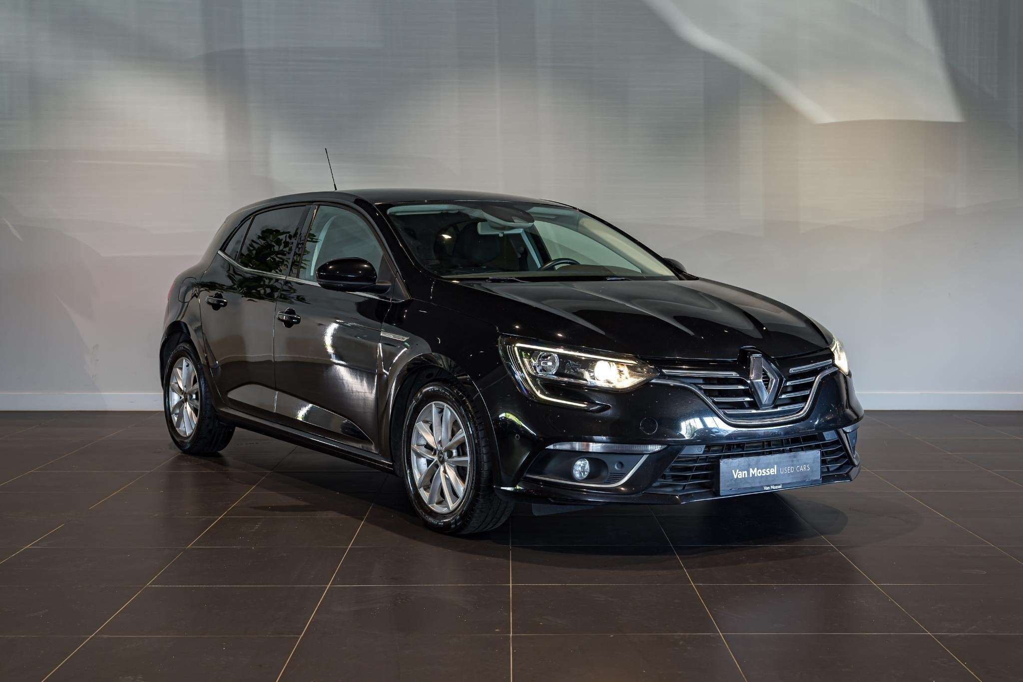 Renault Mégane 1.5 Dci | Carplay | Cruise control | PDC A, 1197 cm³, Euro 6, Entreprise, 1290 kg