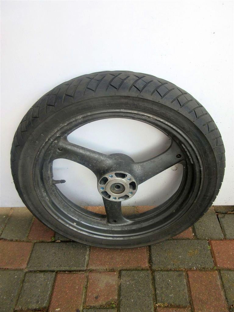 Suzuki GSX750F voorwiel voorvelg GSX 750 voorband wiel velg, Enlèvement ou Envoi, Utilisé