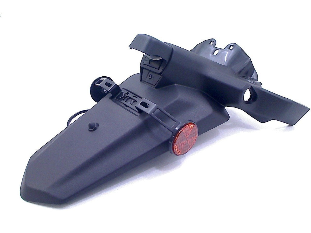 KENTEKENPLAAT HOUDER Yamaha Tricity 300 2020-2022 (BX91), Motoren, Dhr. S. di Majo, Gebruikt, Info@cama-motorparts.nl, P.J. Troelstraweg 8 8
3144 CX  MAASSLUIS, NL