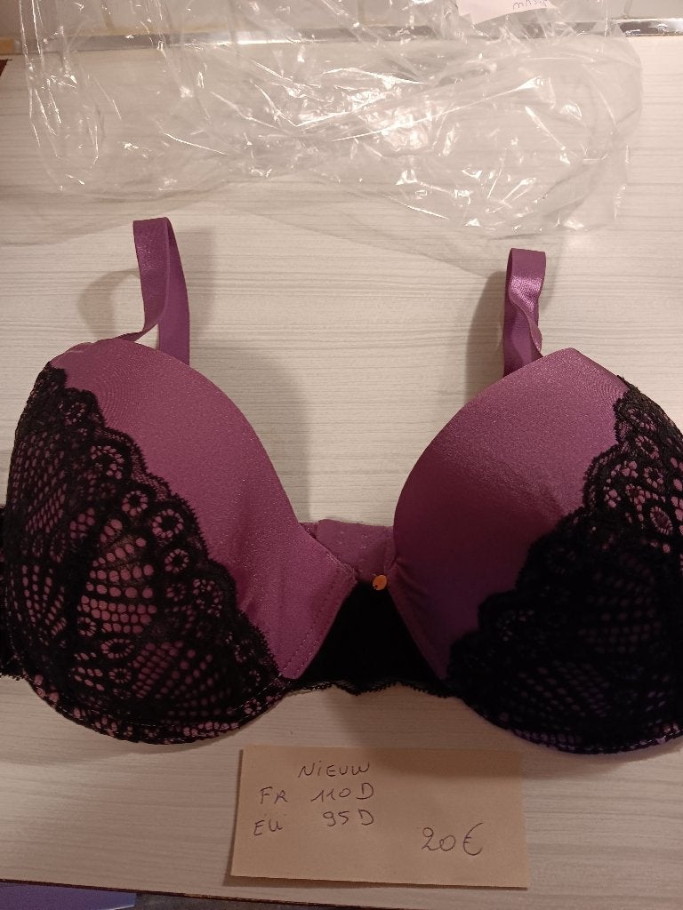 NIEUW beha SAPPH franse maat 105 C EU maat 90 C, Kleding | Dames, Ondergoed en Lingerie, SAPPH, Ophalen, Paars, BH