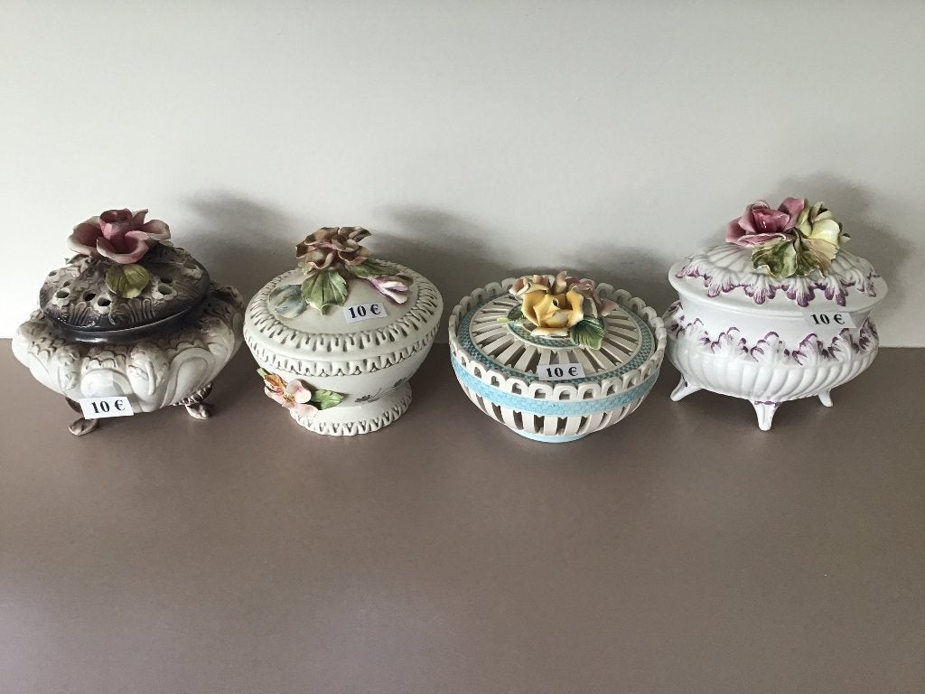 4 mooie antieke schalen met deksel aan 10 euro, Antiek en Kunst, Ophalen of Verzenden