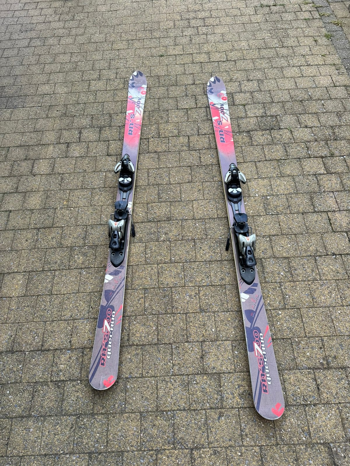 Quechua RN’s 700 ski’s – gebruikt, Sports & Fitness, Enlèvement, Ski