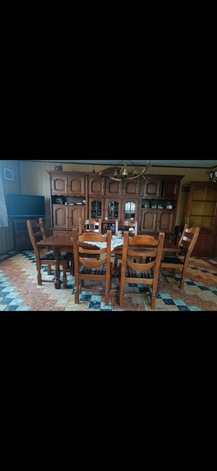 Gratis eetkamer, Ophalen