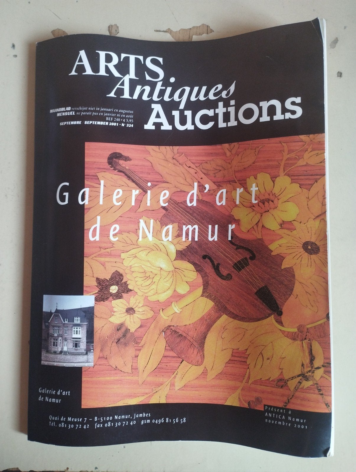 Revue "Arts antiques Actions" septembre 2001, Enlèvement ou Envoi