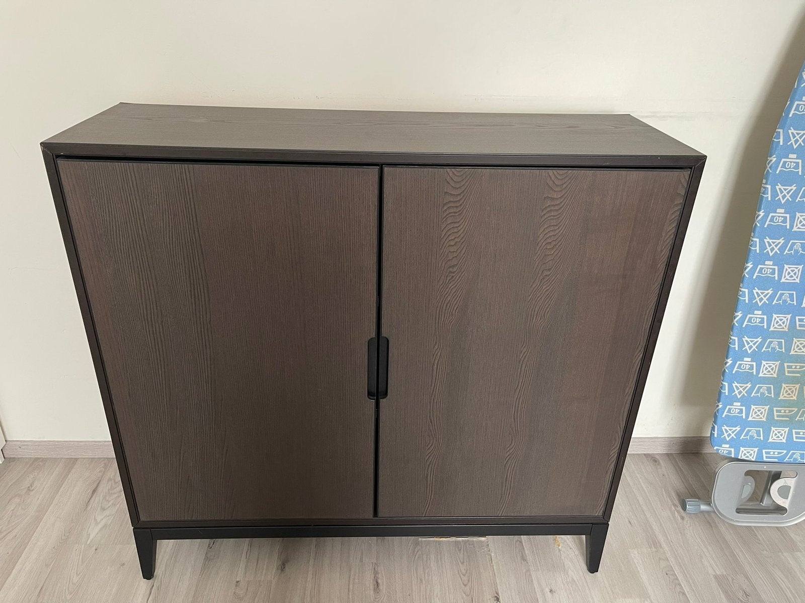 Opberger met deuren ikea, Maison & Meubles, Enlèvement, Comme neuf