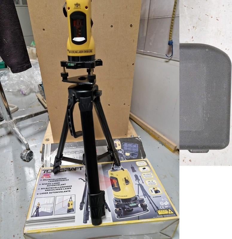 COMPTEUR LASER, Enlèvement, Comme neuf, Autres appareils de mesure ou compteurs
