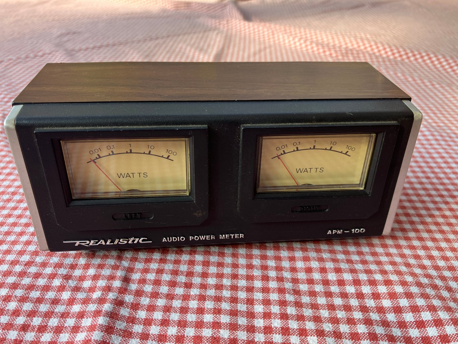 Realistic audio power meter APM-100, Antiquités & Art, Antiquités | TV & Hi-Fi, Enlèvement ou Envoi