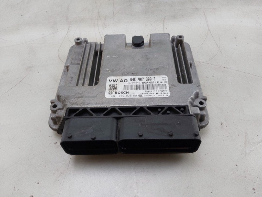 CALCULATEUR MOTEUR ECU Audi A3 Sportback (8VA / 8VF), Robert Bosch AG, Audi, Utilisé, Robert-Bosch-Allee 1
74232  Abstatt, DE