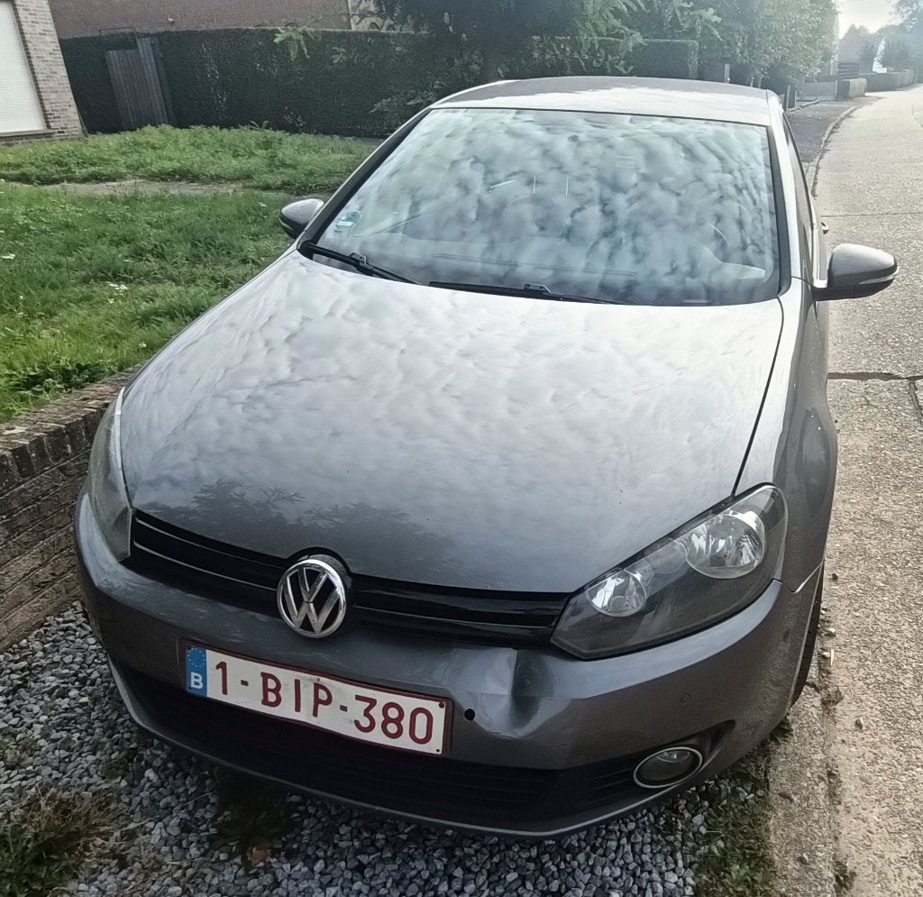 Volkswagen Golf 6 1.6 TDI BlueMotion – (Koppeling defect), Auto's, Voorwielaandrijving, Euro 5, Zwart, 4 cilinders