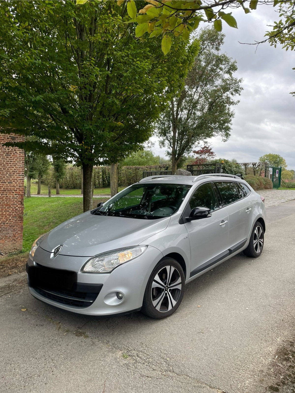 Renault Megane 1.6 essence Edition Bose, Autos, Renault, Particulier, Mégane, ABS, Phares directionnels, Régulateur de distance