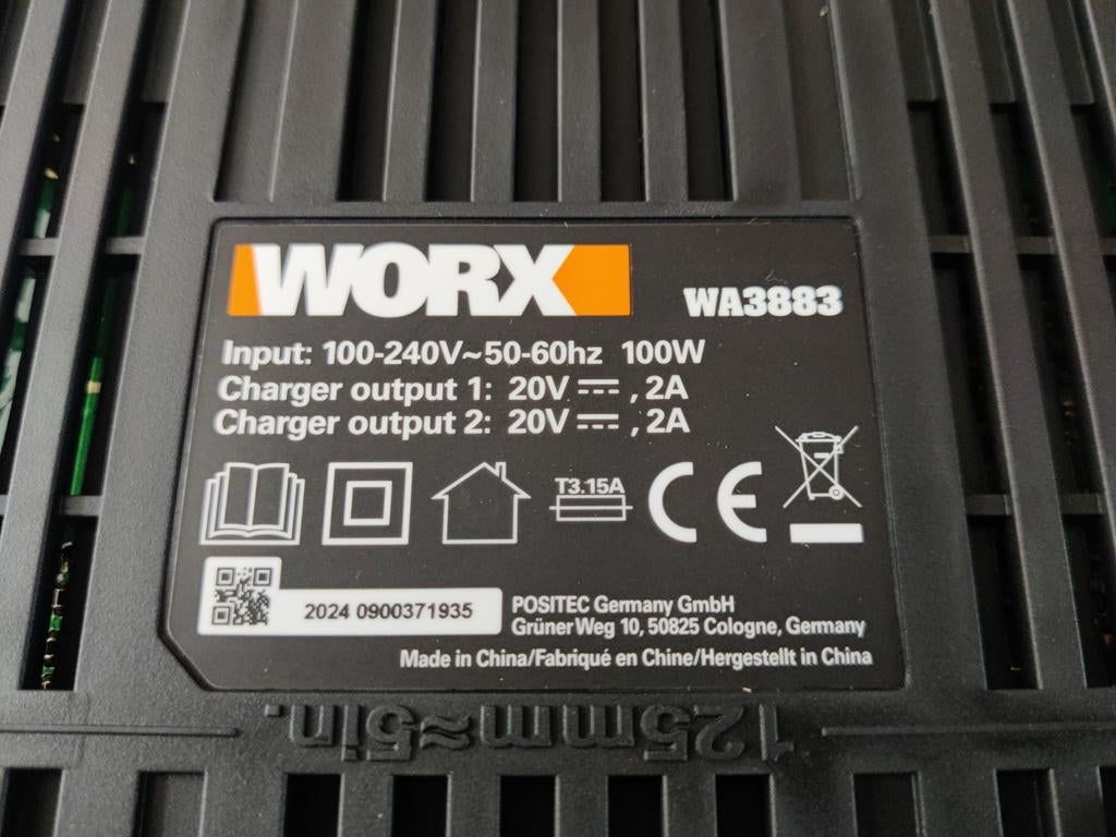 Chargeur double Worx WA3883 pour outils électriques sans fil
