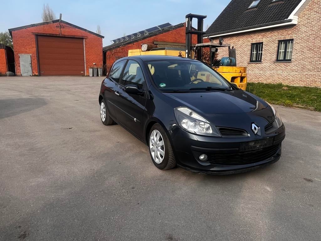 RENO CLIO 3 1.4 BENZINE VAN 2008 MET 88DKM, Auto's, Voorwielaandrijving, Stof, Zwart, Bedrijf