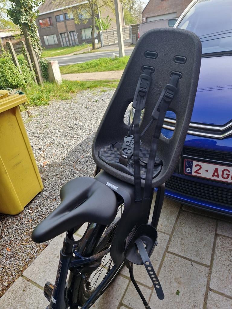 Fietsstoeltje thule, Fietsen en Brommers, Fietsaccessoires | Fietsstoeltjes, Ophalen