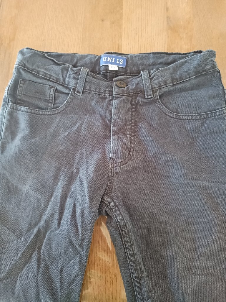 Sui uniform broeken jongens maat XS, Gebruikt, Uniform sui, Jongen, Ophalen