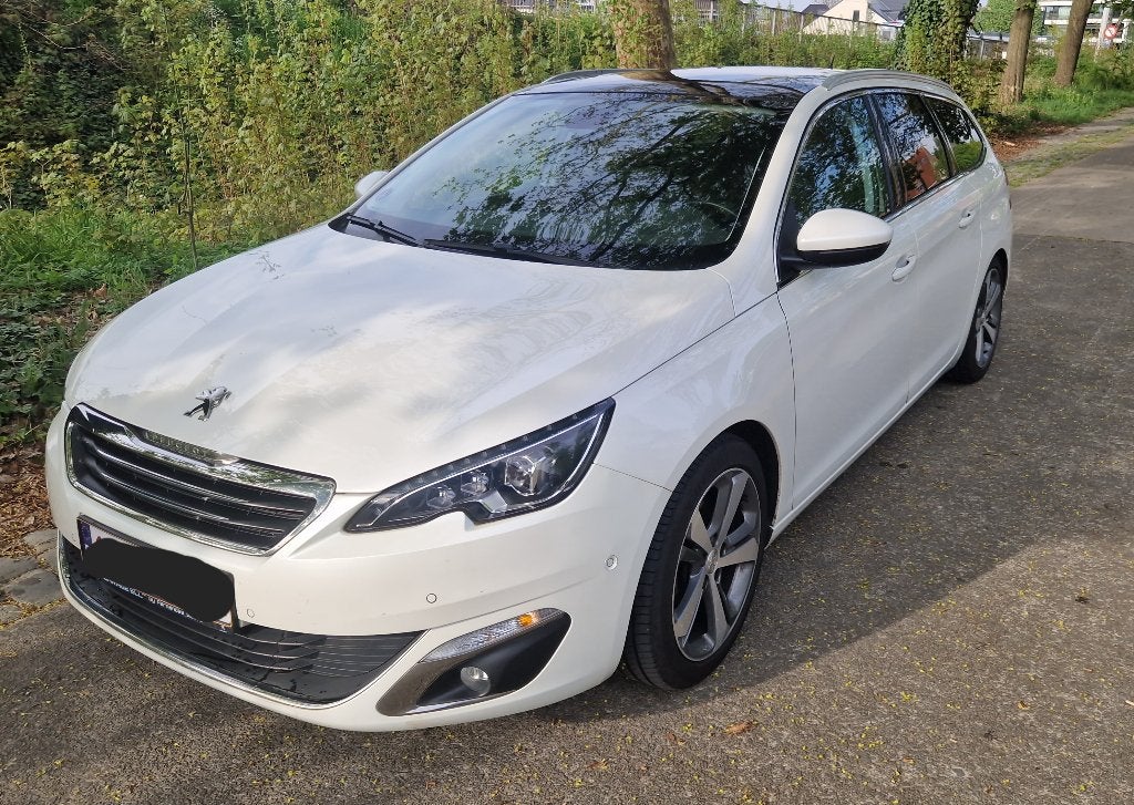 Peugeot 308 SW 1.2 Allure, Voorwielaandrijving, 109 g/km, Leder en Stof, Wit