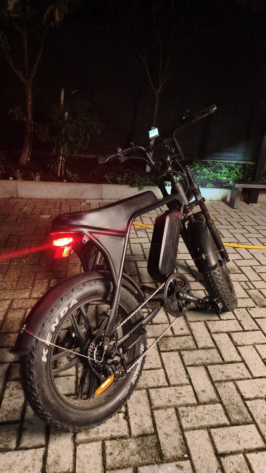 v8 fatbike, Enlèvement ou Envoi, Comme neuf, Autres marques