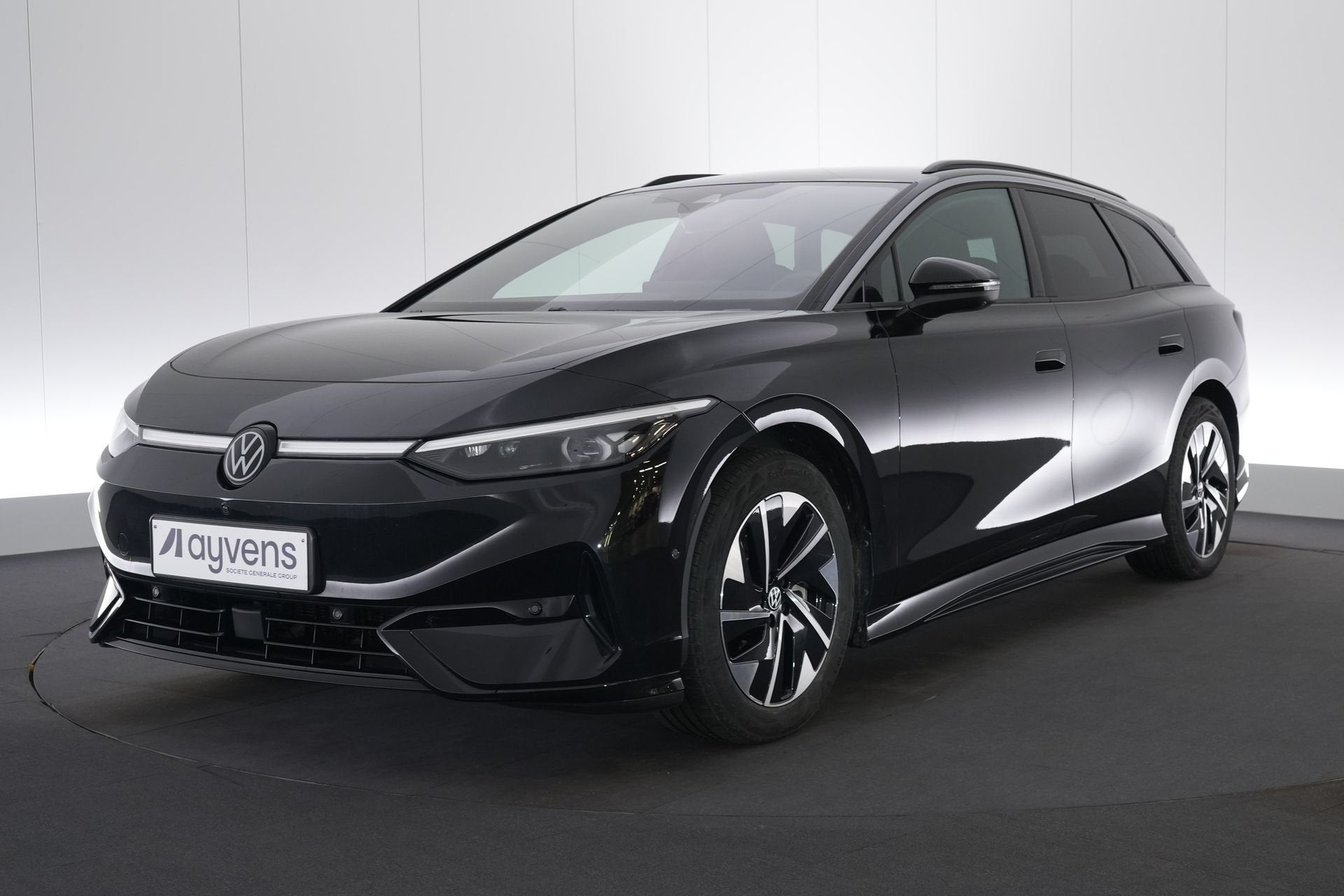 (2GKA173) VOLKSWAGEN ID.7 TOURER, Alcantara, Zwart, 5 deurs, Parkeersensor