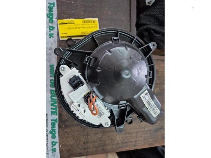 Kachel Ventilatiemotor van een BMW 1-Serie, Gebruikt, -, -, Ophalen of Verzenden