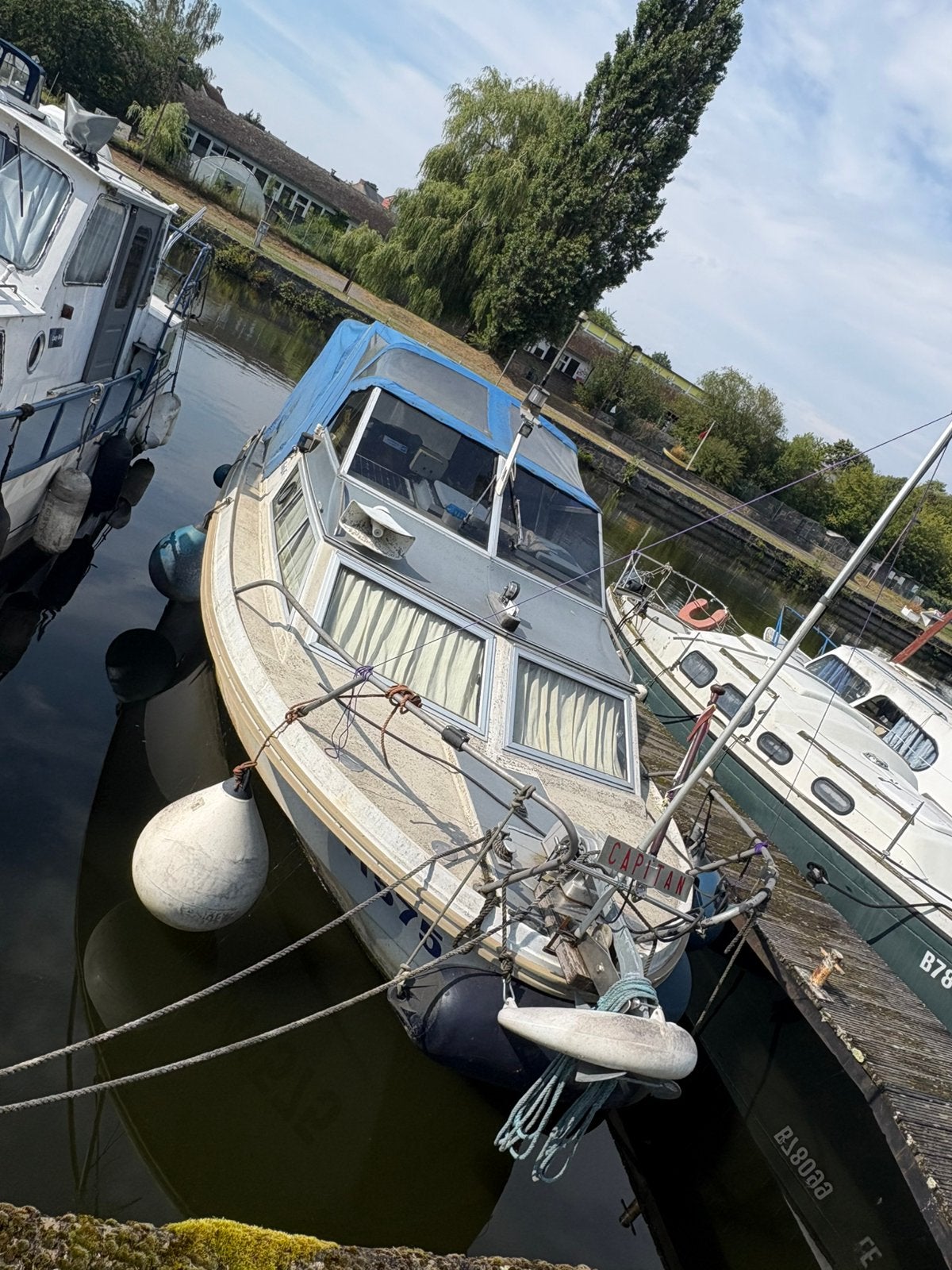 bateau windi 24, Sports nautiques & Bateaux, Enlèvement, Comme neuf, Panneau solaire