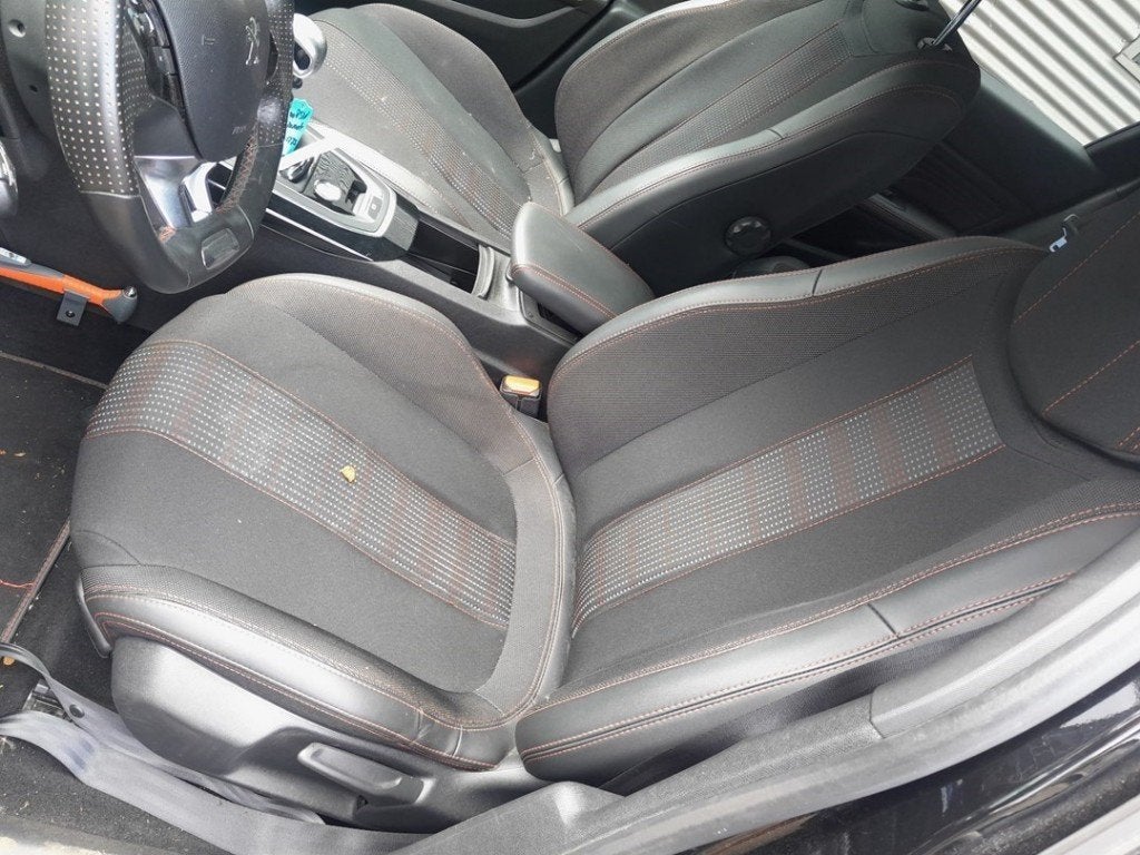 INTERIEUR Peugeot 308 SW (L4 / L9 / LC / LJ / LR), Kontakt-peugeot@peugeot.com, Gebruikt, Peugeot Deutschland GmbH, Bahnhofsplatz
65423  Rüsselsheim, DE