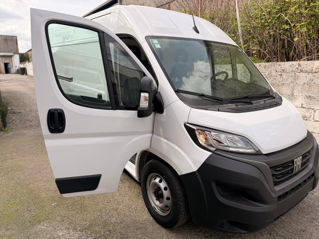 Fiat Ducato 2023 28878 km, Auto's, Voorwielaandrijving, Euro 6, 4 cilinders, Sound system