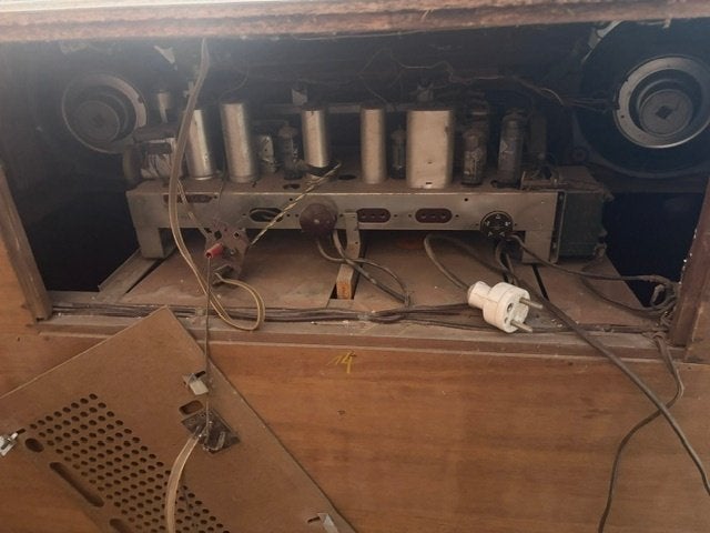 radio/tourne-disque ancien, Enlèvement