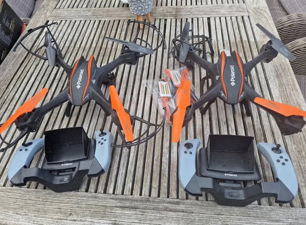 2 polaroid drones, Hobby en Vrije tijd, Elektronica-componenten, Ophalen of Verzenden, Zo goed als nieuw