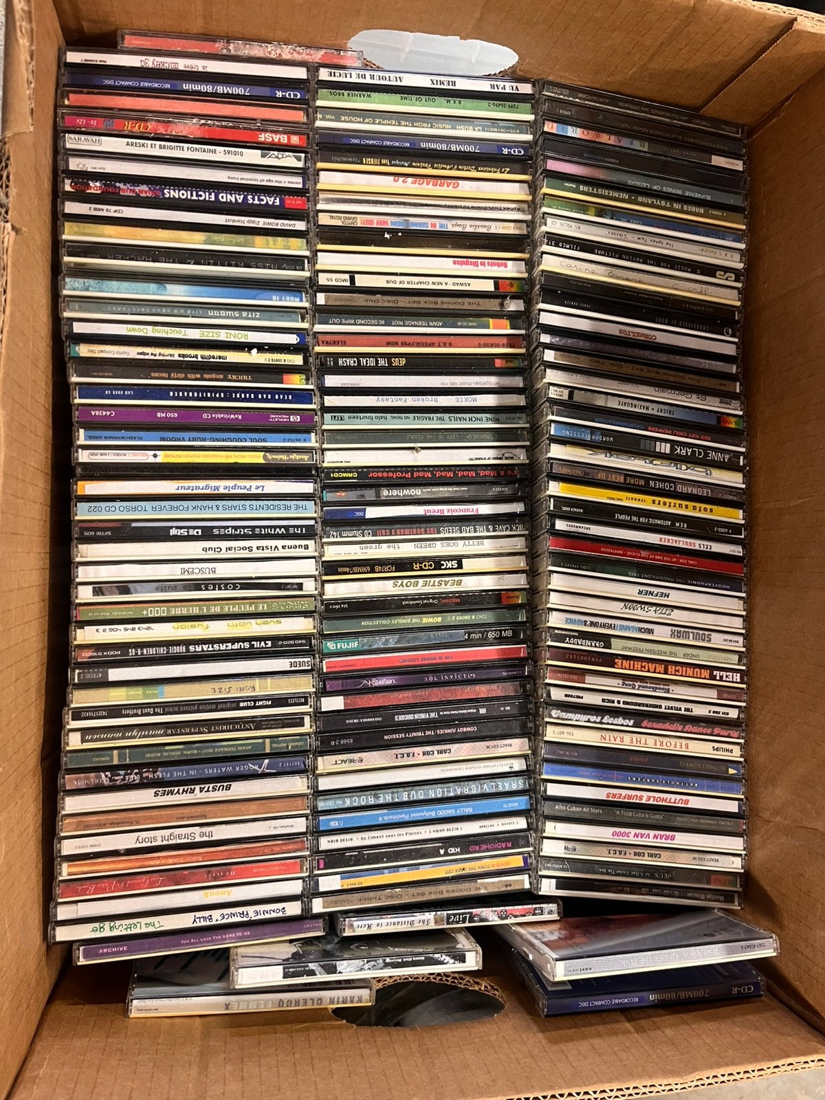 Caisse de CD gravé a donner, CD & DVD, Enlèvement, Utilisé