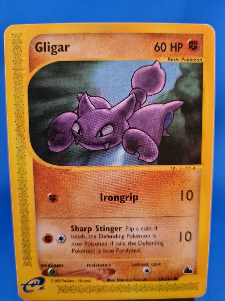 Gligar 59/144 - Skyridge, Verzenden, Gebruikt